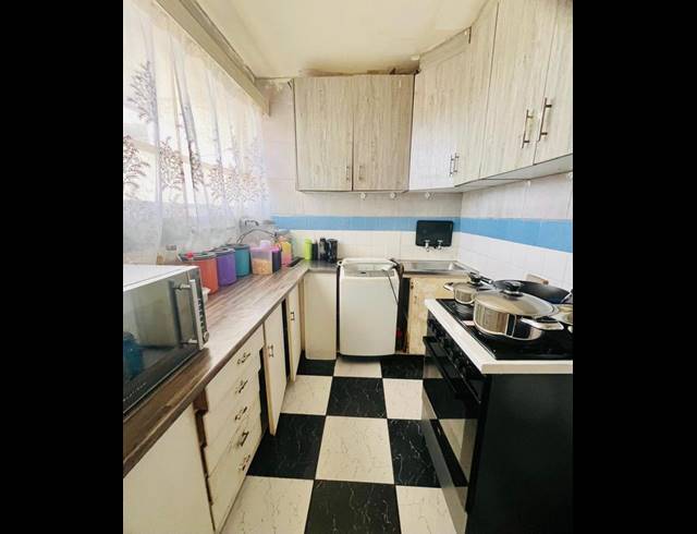 1 BEDROOM APARTMENT FOR SALE IN DURBAN CBD